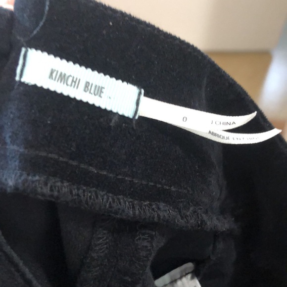 KIMCHI BLUE Size 0 black high waisted shorts - Picture 3 of 4